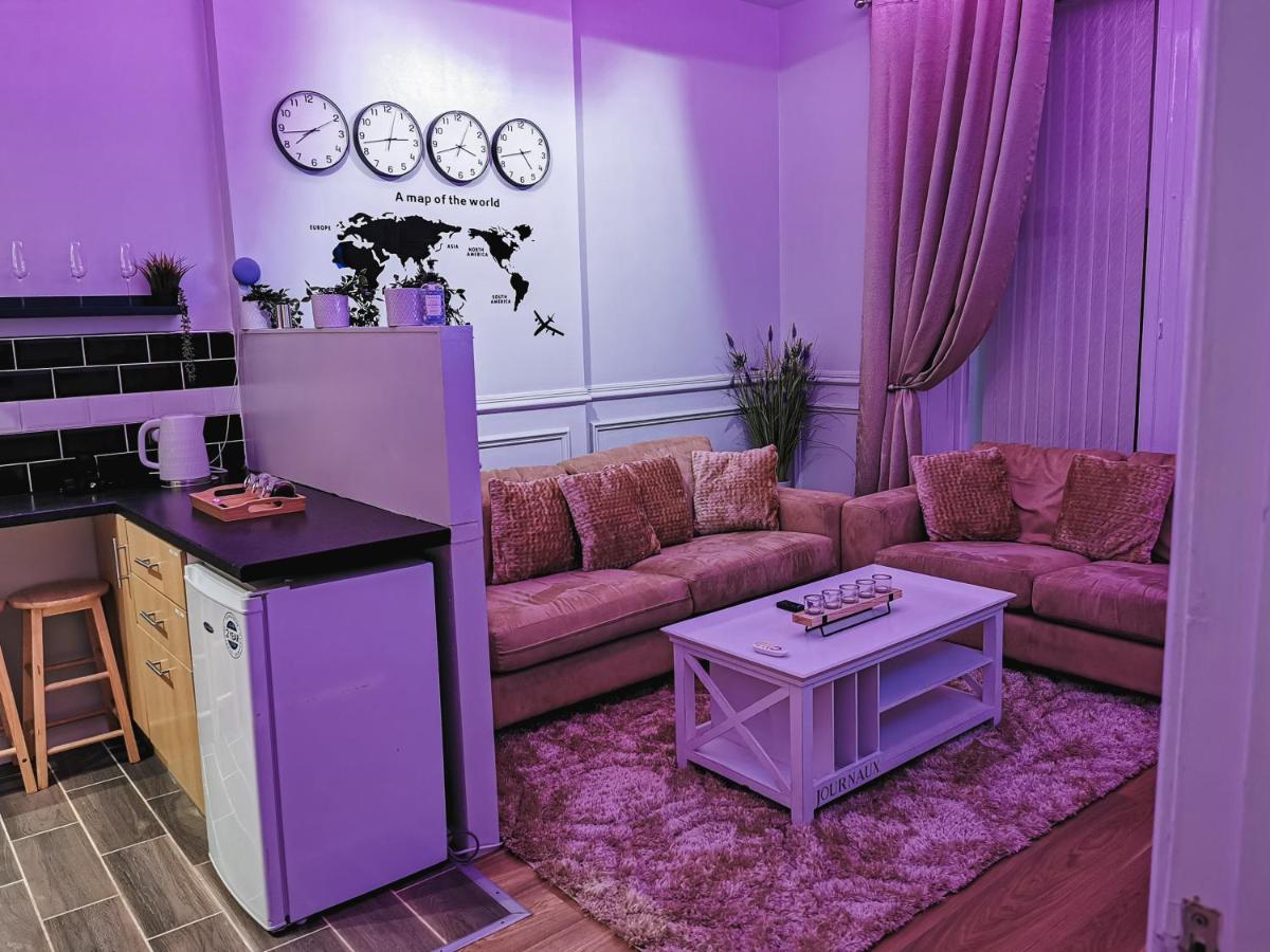 Luxurious 3 Bedroom Apartment: Heart Of Westend グラスゴー エクステリア 写真