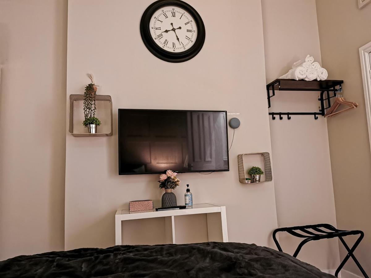 Luxurious 3 Bedroom Apartment: Heart Of Westend グラスゴー エクステリア 写真